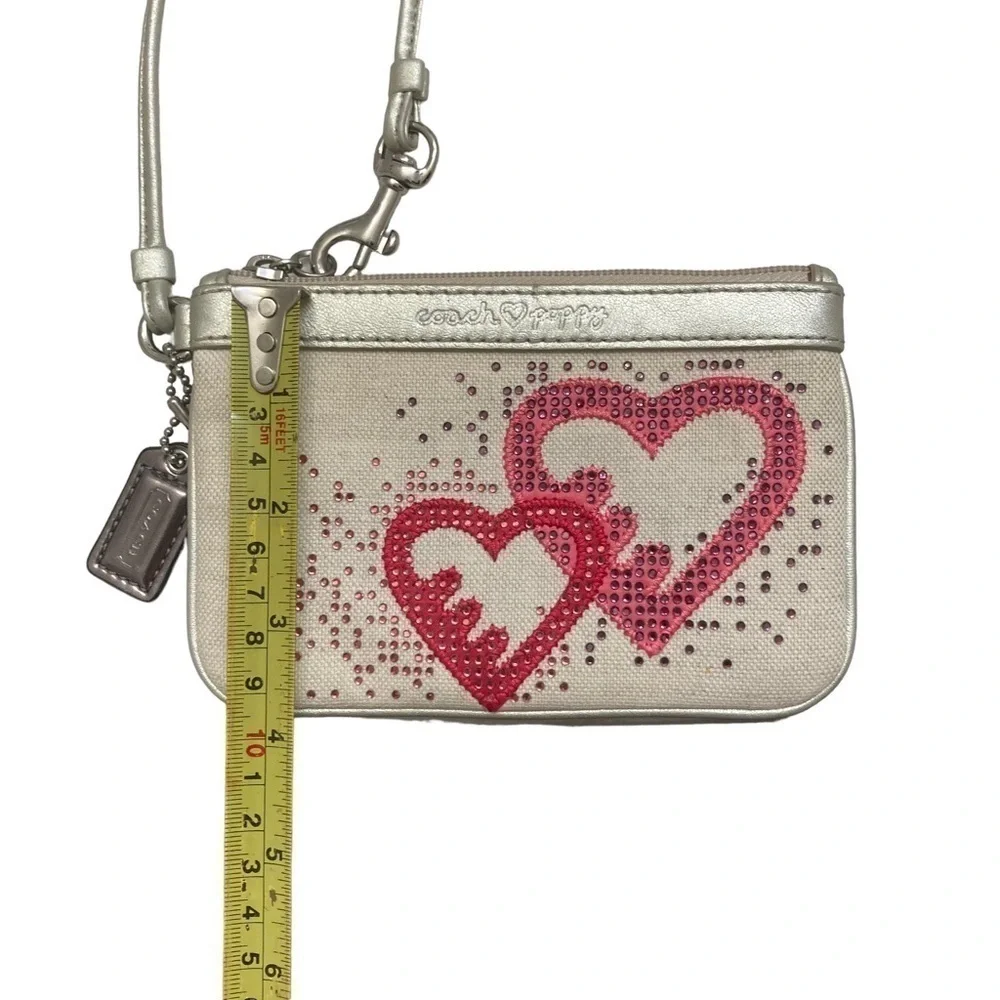Coach poppy double heart canvas leather rhinestone wristlet bag think valentine